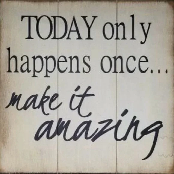 HOME DECOR ~ Round Wooden Decor Tray Water Resistant Handcrafted 12” Diameter - Picture 9 of 9